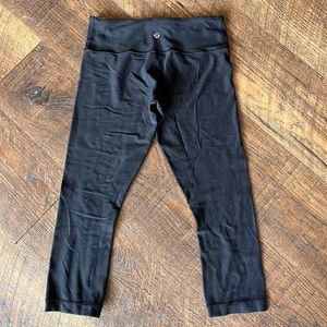 Women’s Lululemon Capri Leggings